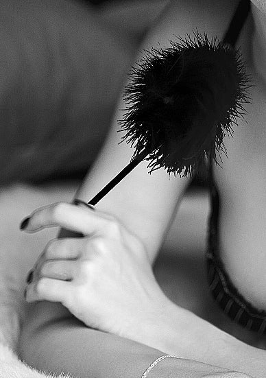 Seductora Serenidad Pluma Tease