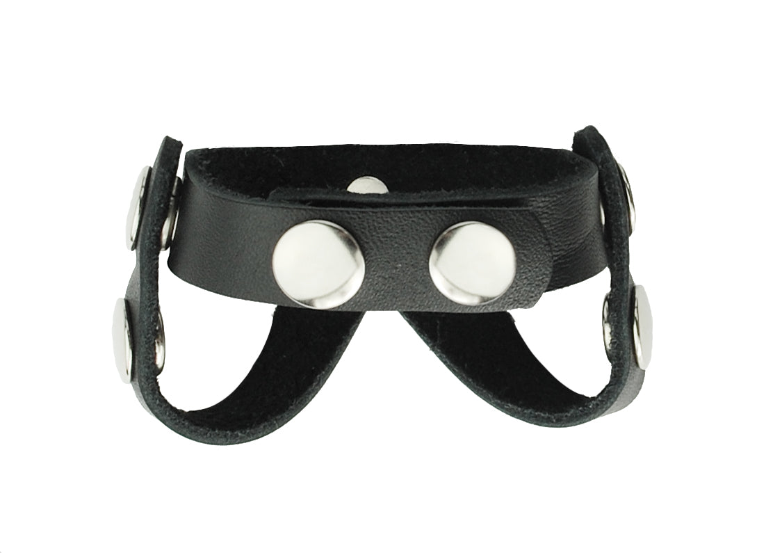 Vanguard Genital Accessory in V Form