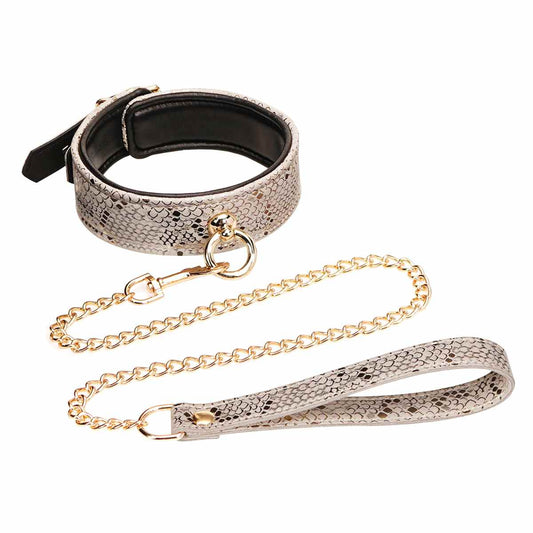 Collar y correa con dije de serpiente en blanco